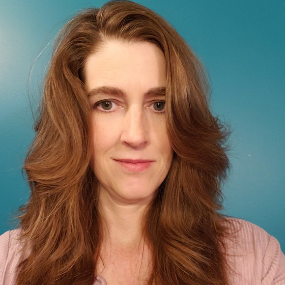 Meet your Posher, Melanie - Picture 1 of 1